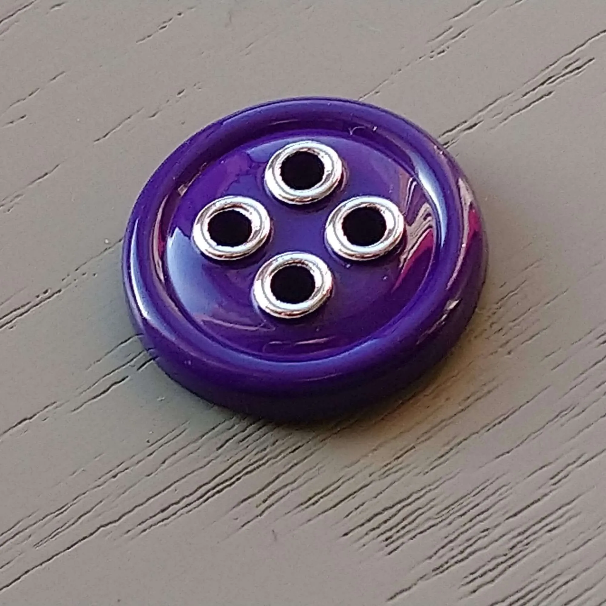 15mm 4 Hole Plastic Buttons