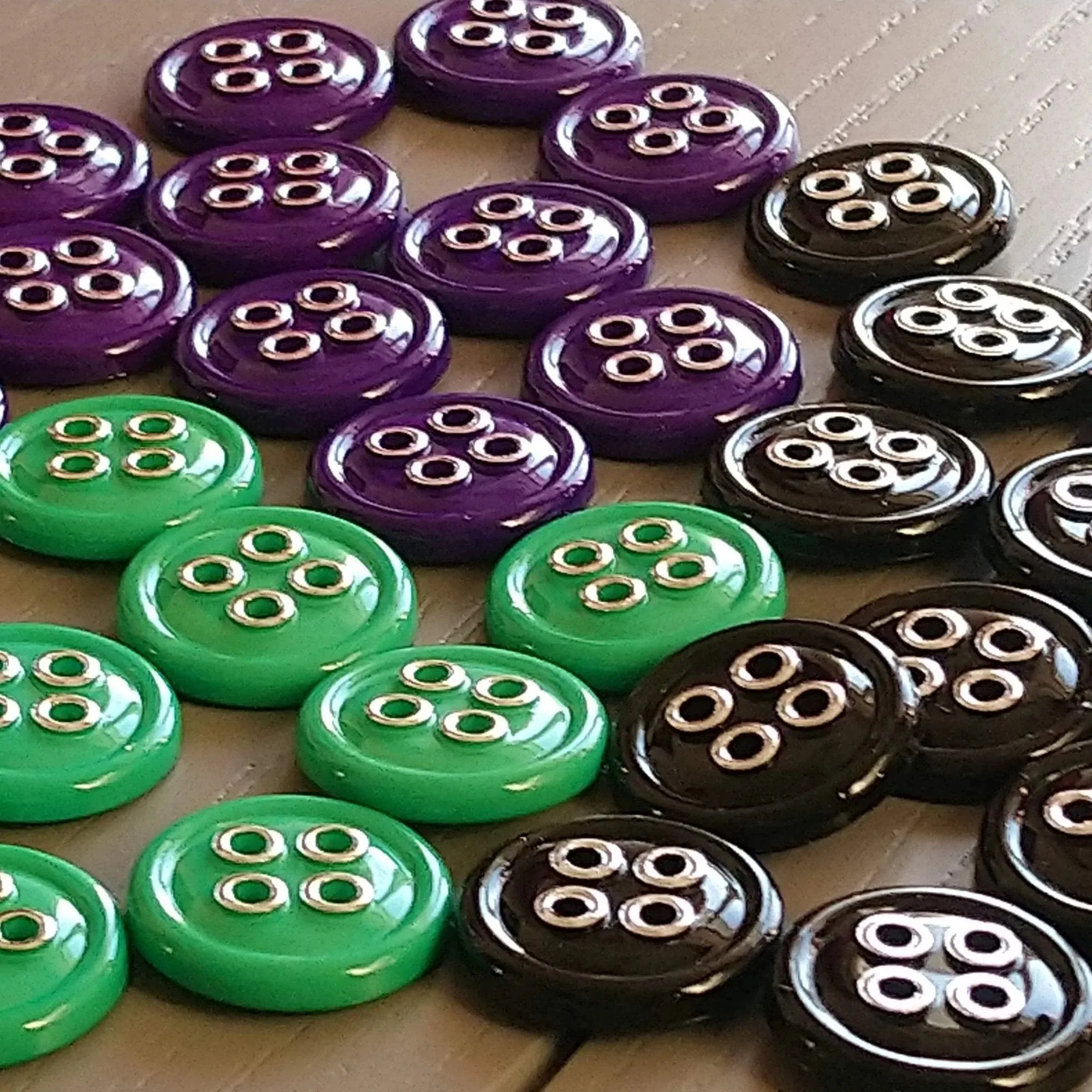 15mm 4 Hole Plastic Buttons