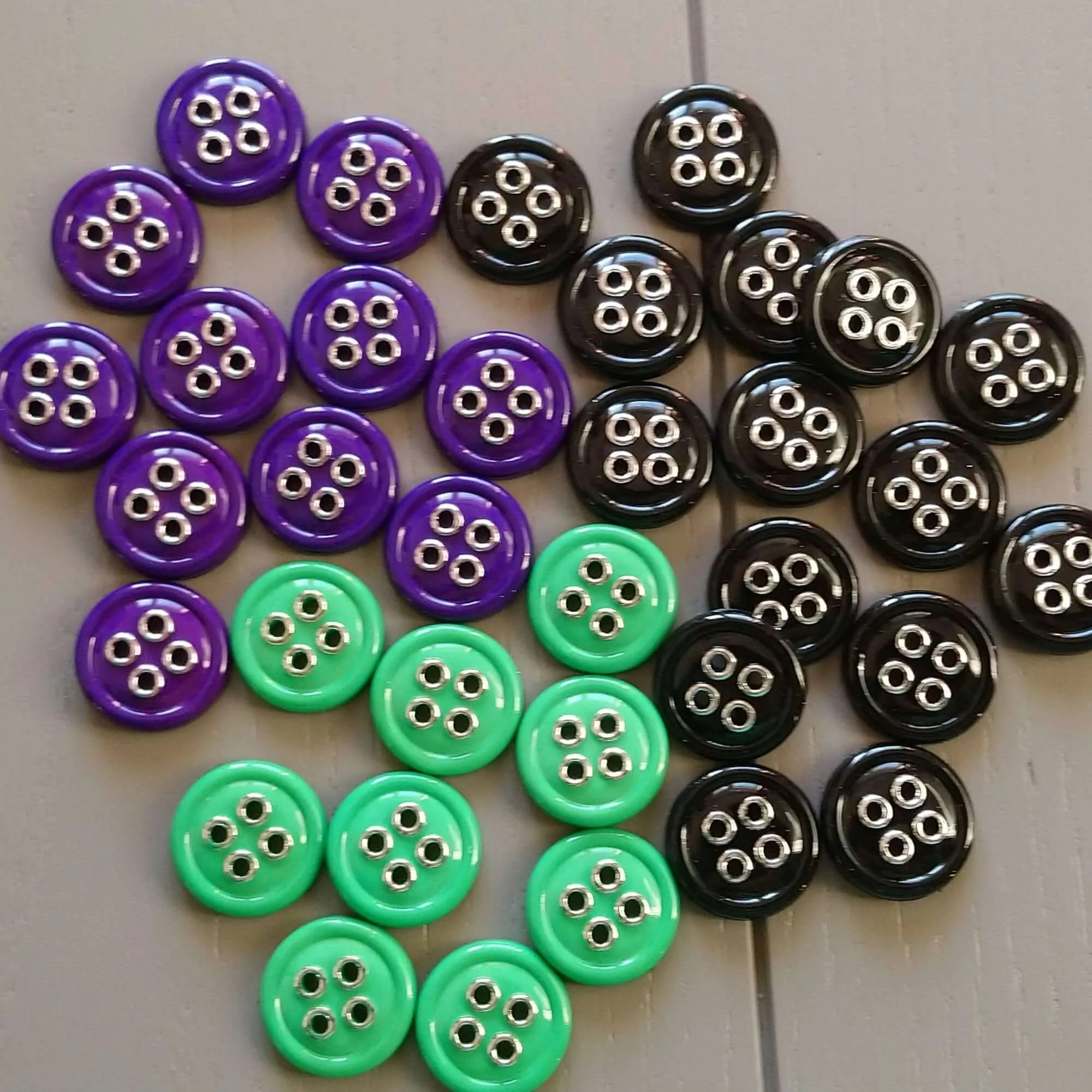 15mm 4 Hole Plastic Buttons