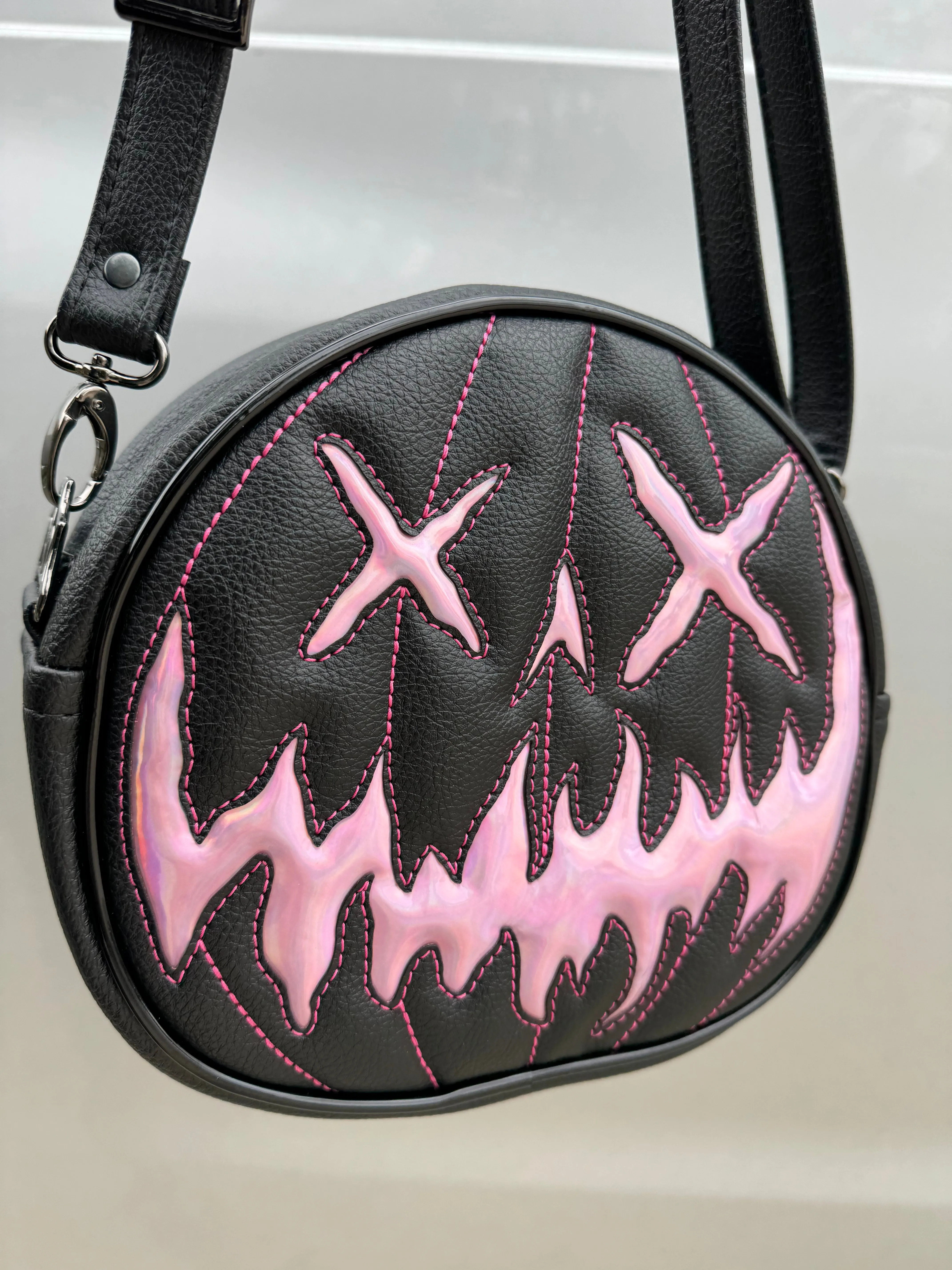 xX Eye Cruiser - Symphony Black, Black Chrome, Pale Pink *PRE-ORDER
